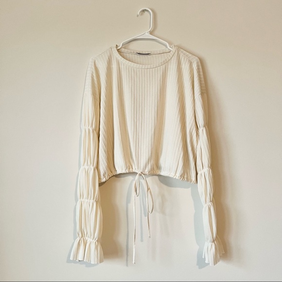 Zara Tops - NWOT Zara long sleeve blouse